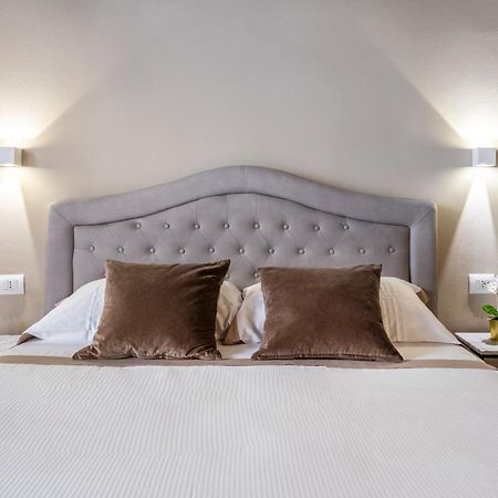 Santa Croce Luxury Suite - Dolcevita Holiday Florence Luaran gambar