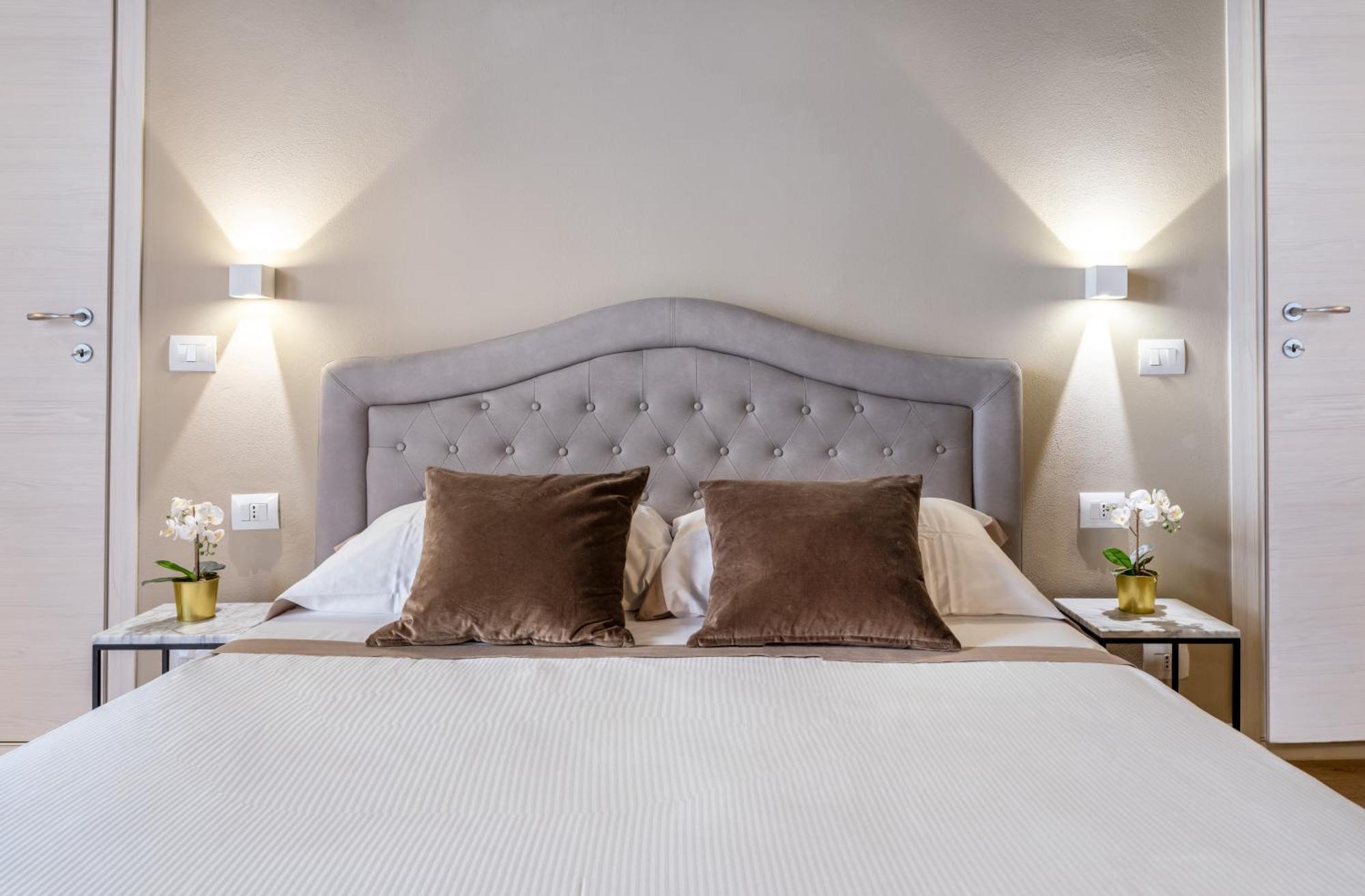Santa Croce Luxury Suite - Dolcevita Holiday Florence Luaran gambar