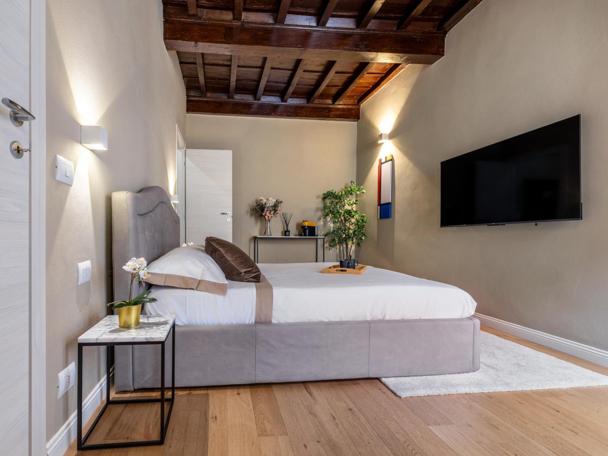 Santa Croce Luxury Suite - Dolcevita Holiday Florence Luaran gambar